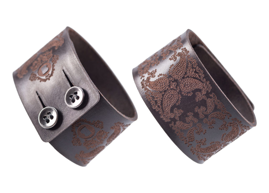 0029-02 Bangle Taglio e grafica laser / Laser cut and graphic